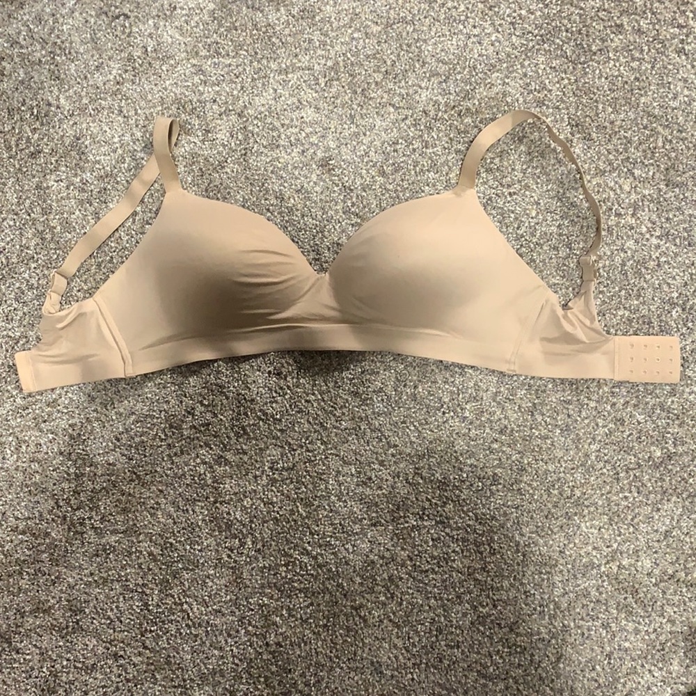 Soma Embliss Wireless Black Bra 34DD worn once